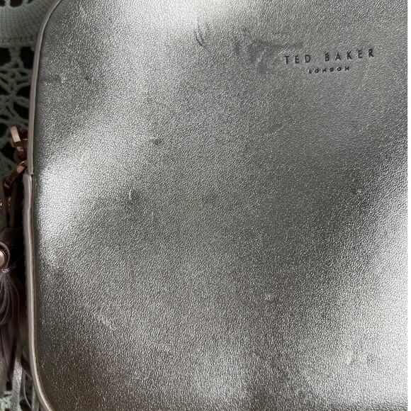 Ted Baker Rose Gold Pearl Embellished Leather Camera Bag - Picture 4 of 8